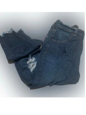 👖FashionNova Blue Jeans: Ripped Knees & Frayed Hems👖